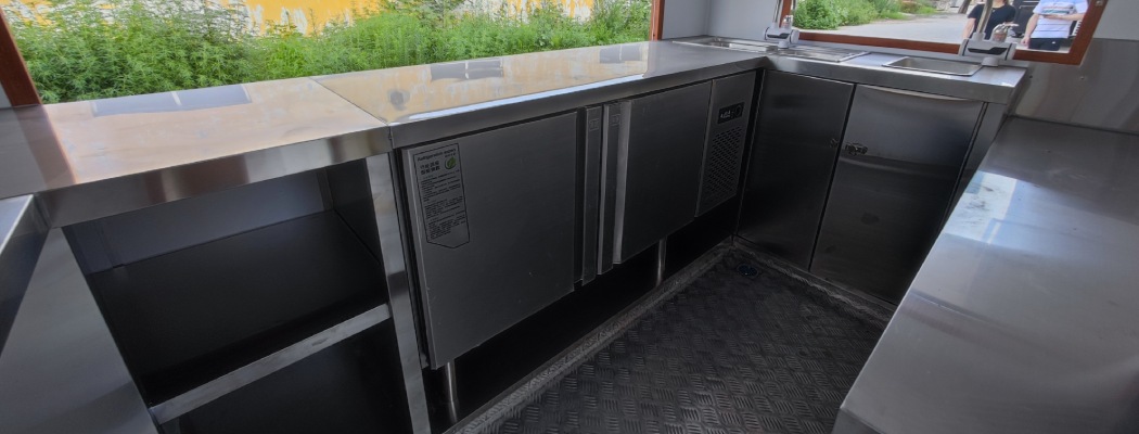 food trailer with refrigerator
